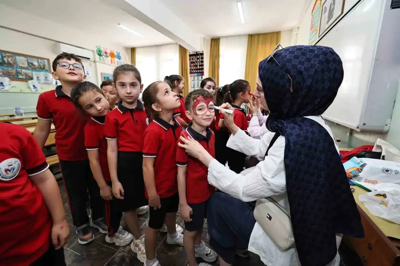Minik Hamza'nın kaleminden dökülen sevgi seli İl Müdürü'nü harekete geçirdi