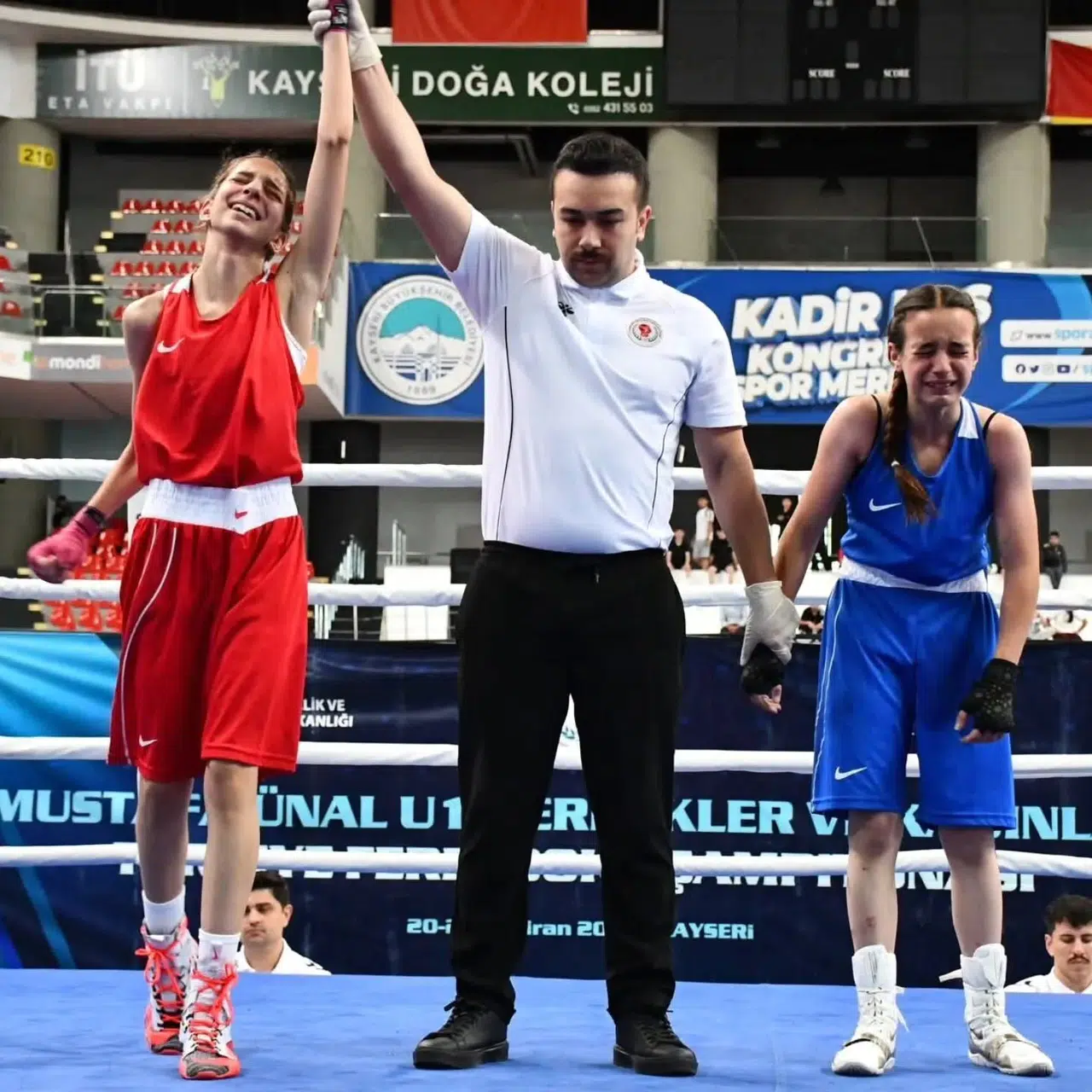 Ringin yeni kraliçesi Aydın'dan çıktı: Vesile Yağmur zirveye adını yazdırdı