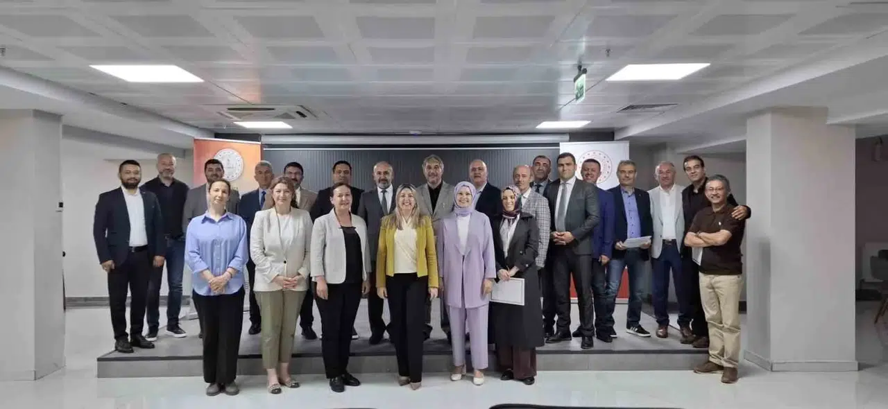 Kütahya eğitiminde yeni dönem: Yöneticiler yetkinliklerini tazeledi