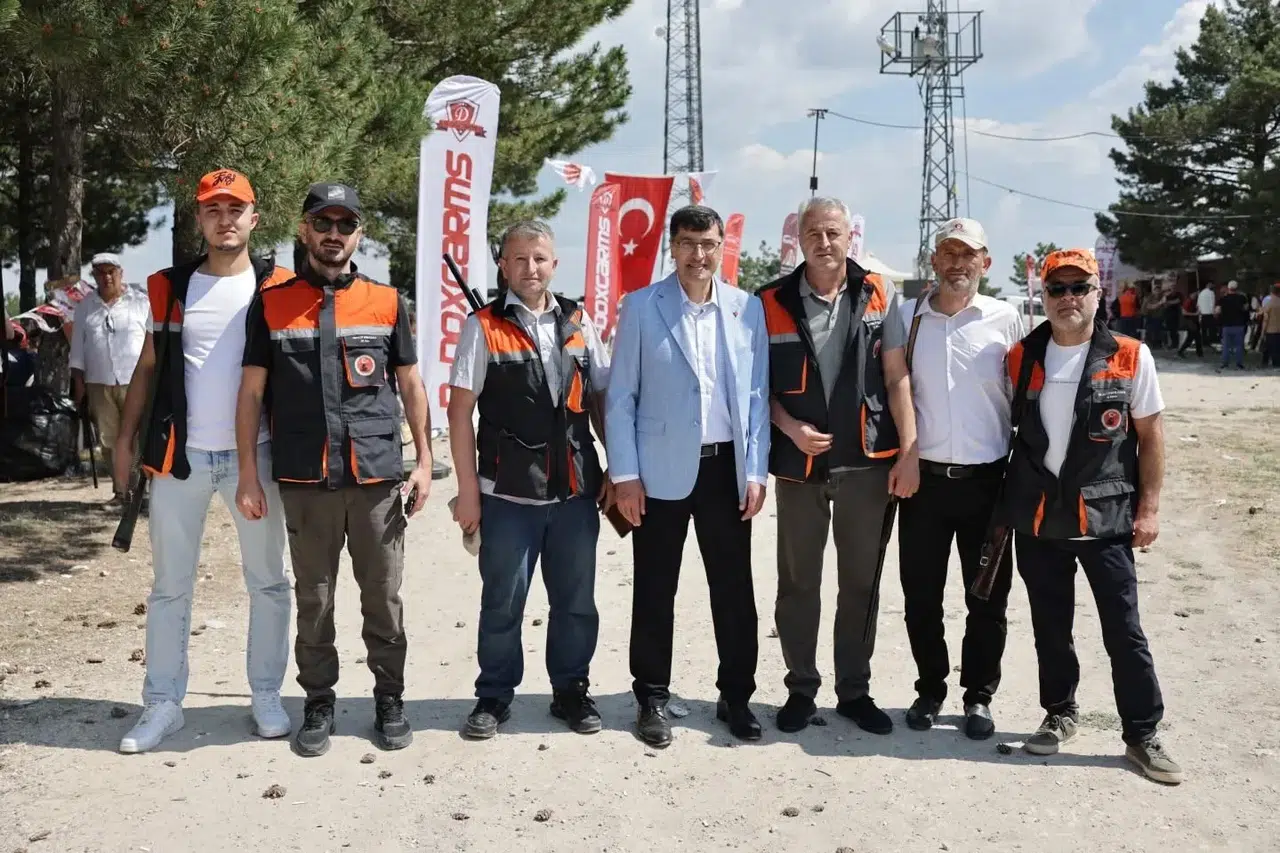 Kütahya’da hedef tam isabet: Atıcılık tutkunları poligonu şenlendirdi