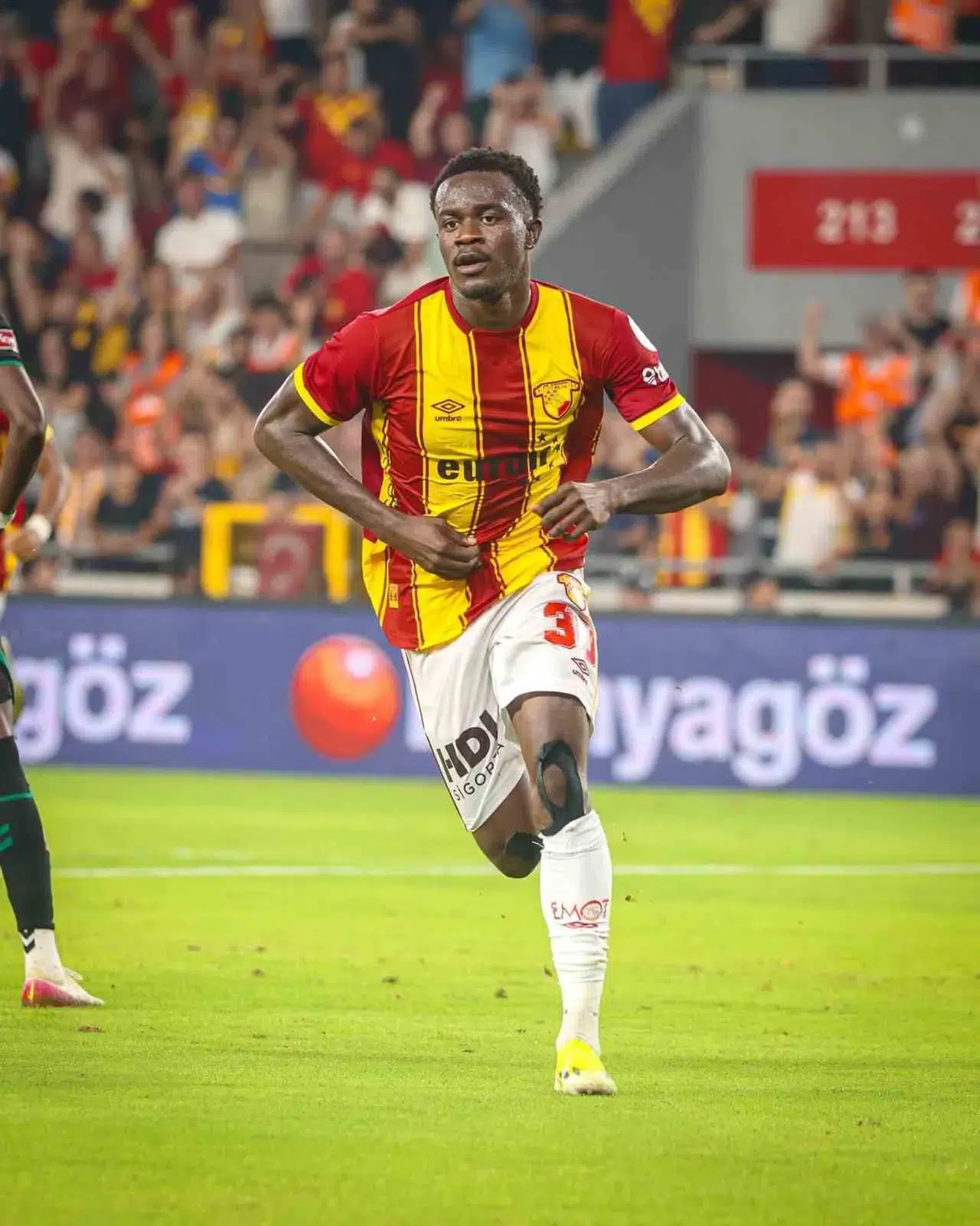 Göztepe'nin Nijeryalı yıldızına Ada'dan dev kanca