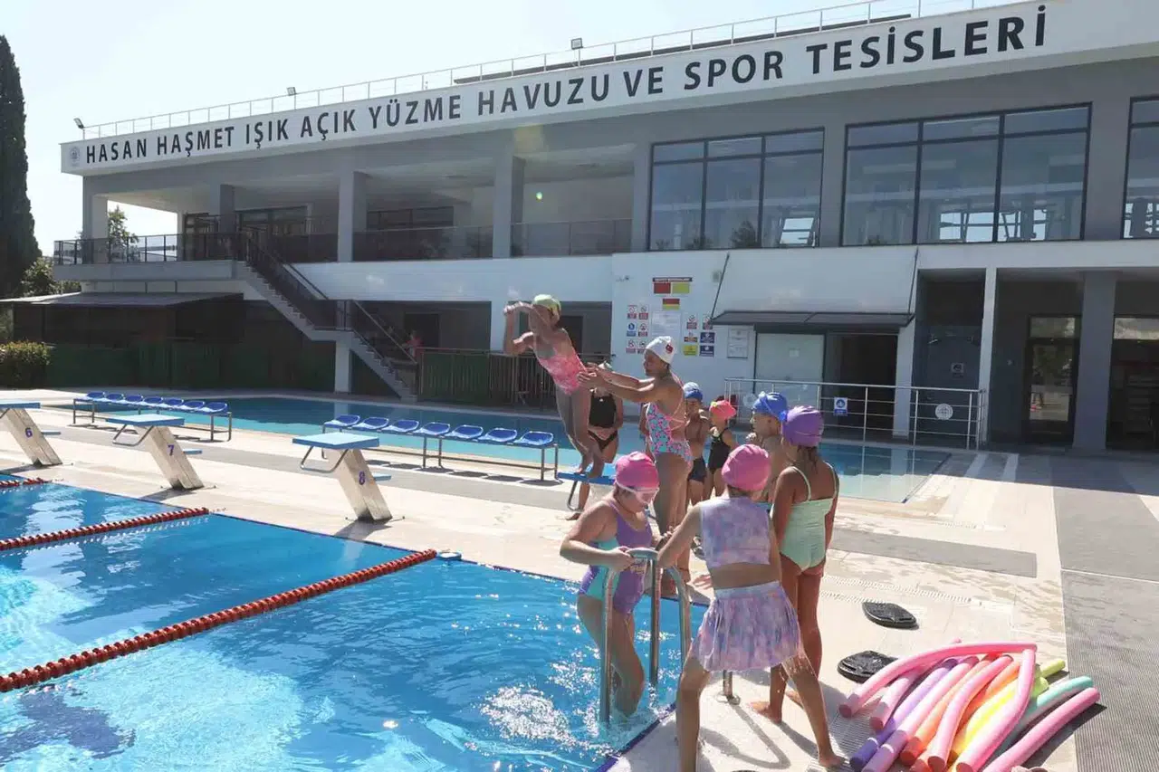 Yatağan’da minik kulaçlar için yaz dönemi başlıyor: Ücretsiz kurs kayıtları açıldı