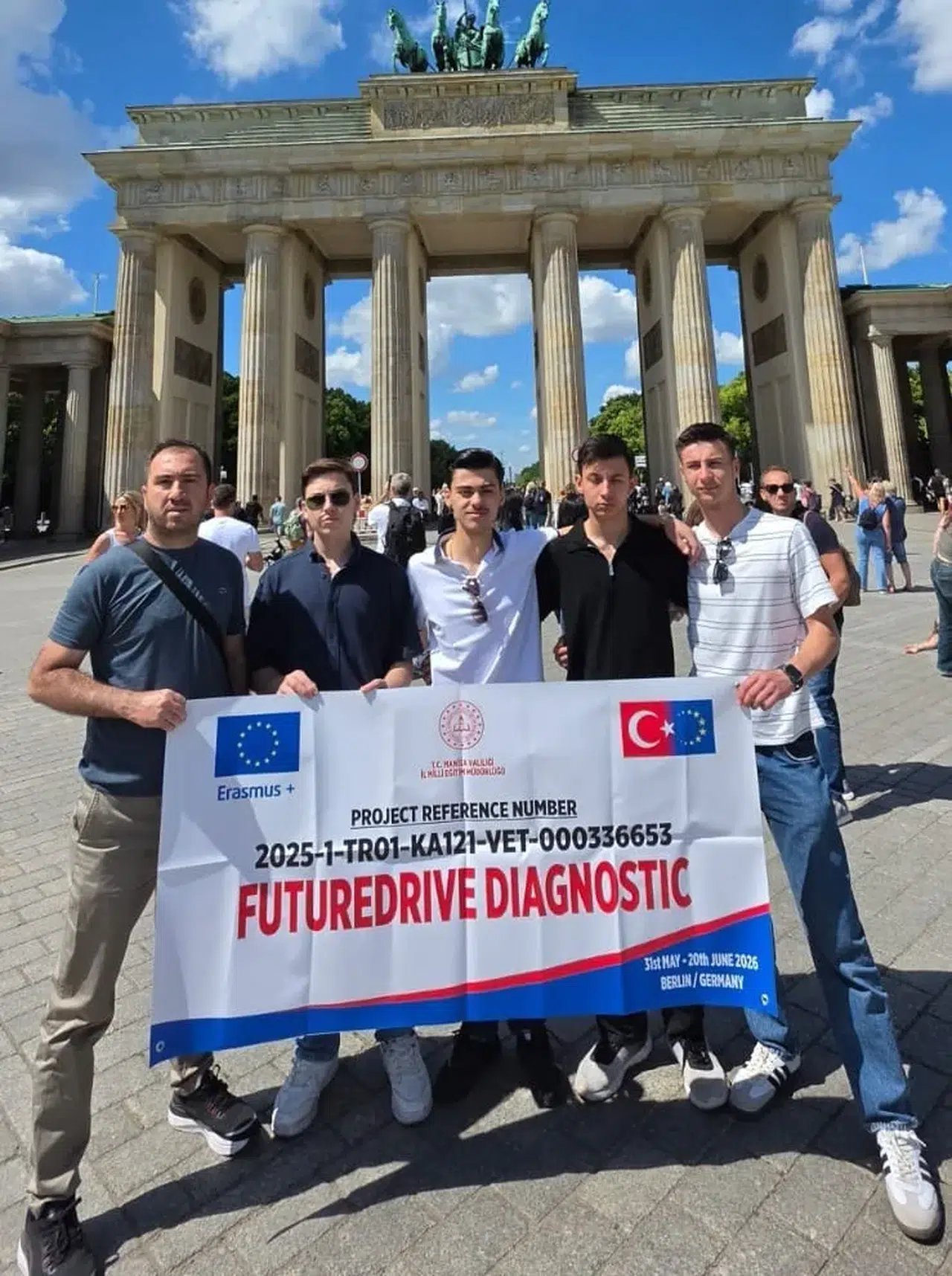 Turgutlulu genç teknisyenlerin Almanya çıkarması: Otomotivin devlerinde staj yaptılar
