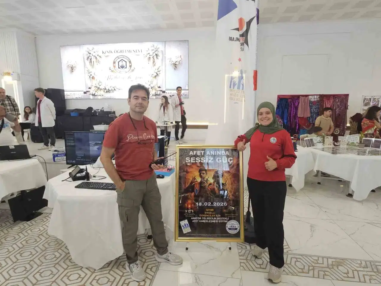 Telsizin frekansında engelleri aştı: 96 puanla zirveye yerleşti