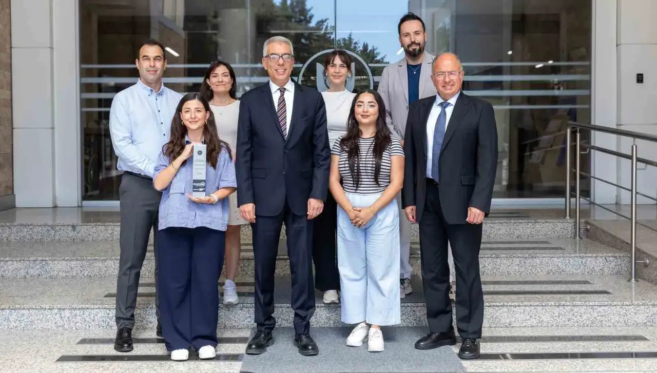 Dijital dünyada zirveye yerleşti: Yaşar Üniversitesi’ne prestijli ödül