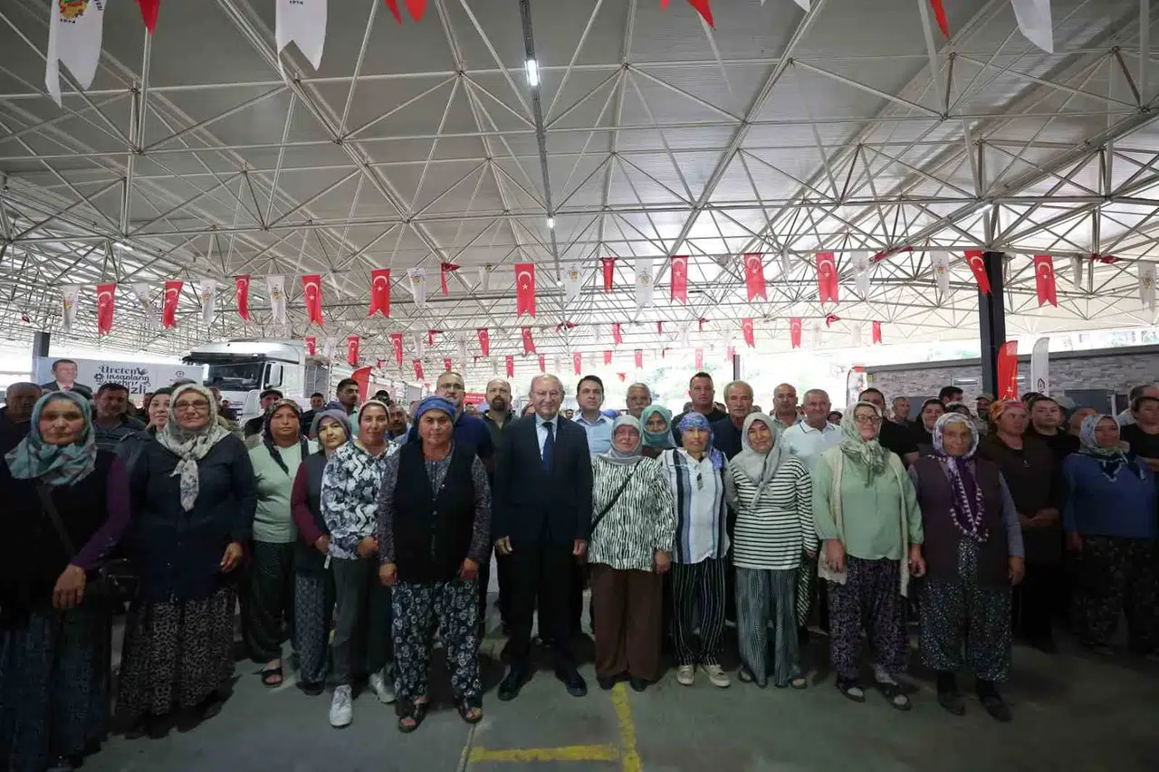 Denizli’de üreticinin yüzünü güldüren adım: Binlerce çiftçiye dev yem desteği