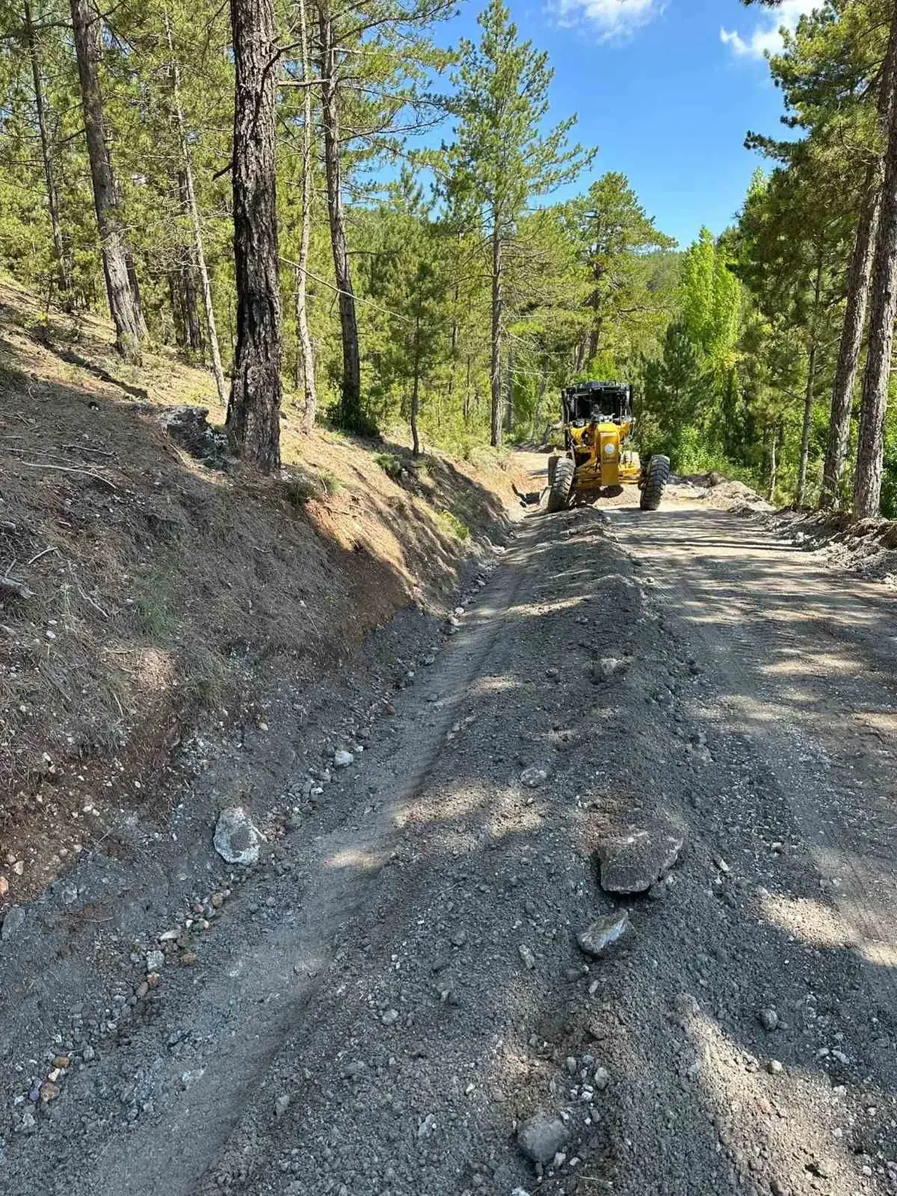 Çameli’de ulaşım seferberliği: Yaylapınar’da hummalı çalışma