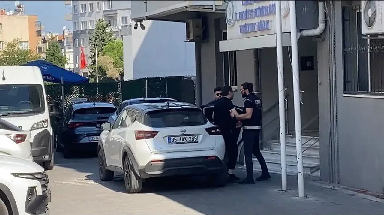 Siyaset kulislerini sarsan iddia: Belediye başkan adaylıkları için milyonluk transfer trafiği