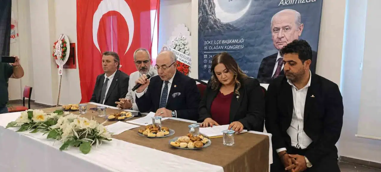 Söke MHP'de gençlik rüzgarı: Onur Şahin güven tazeleyerek görevi devraldı