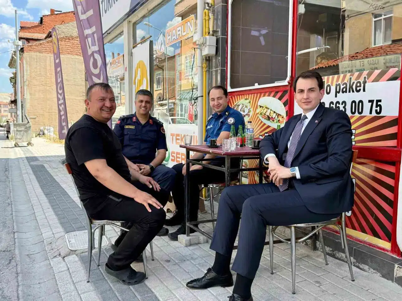 Hisarcık'ta saha mesaisi: Kaymakam Atam'dan esnafa yakın markaj