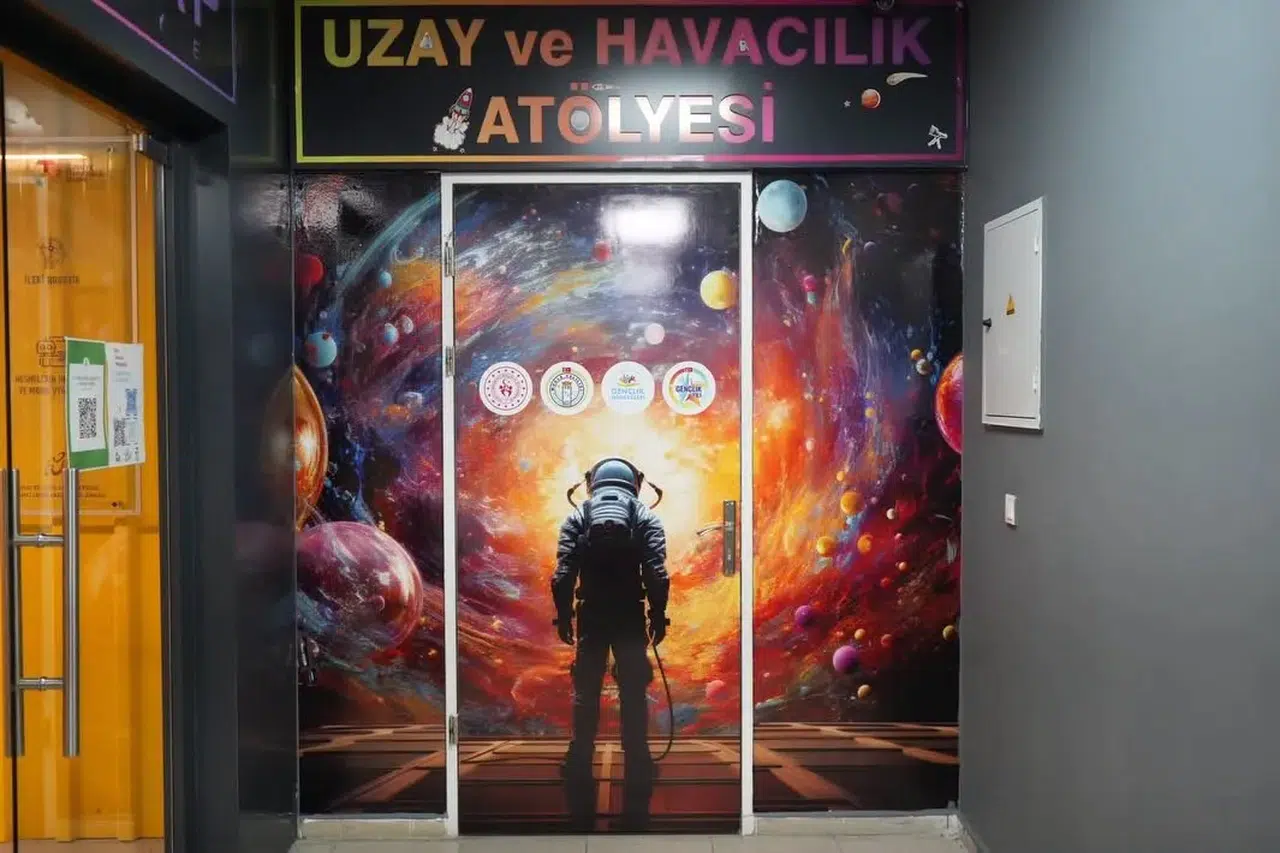 Muğla’da gökyüzüne açılan yeni kapı: Gençler uzay teknolojileriyle buluşuyor