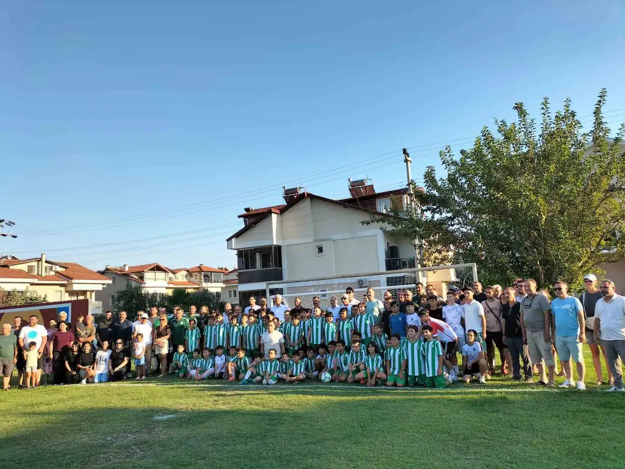 Köyceğiz'de yeşil sahaların yeni yıldızları için ilk adım atıldı