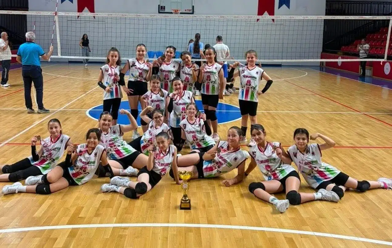 Filede Tavşanlı Linyitspor fırtınası: Kürsüye ambargo koydular