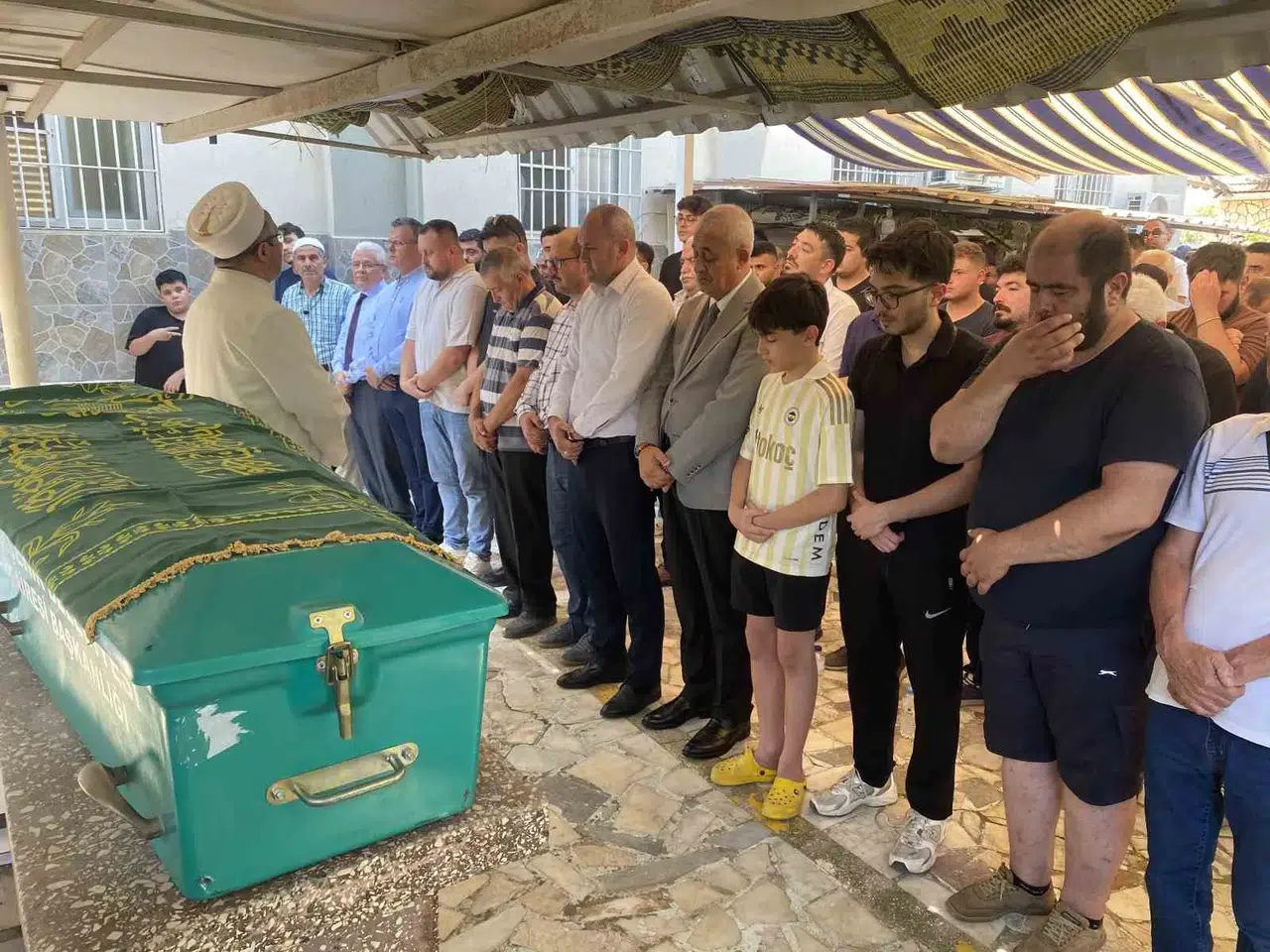 Eğitim camiasını yasa boğan veda: 20 yıllık öğretmen hayatını kaybetti