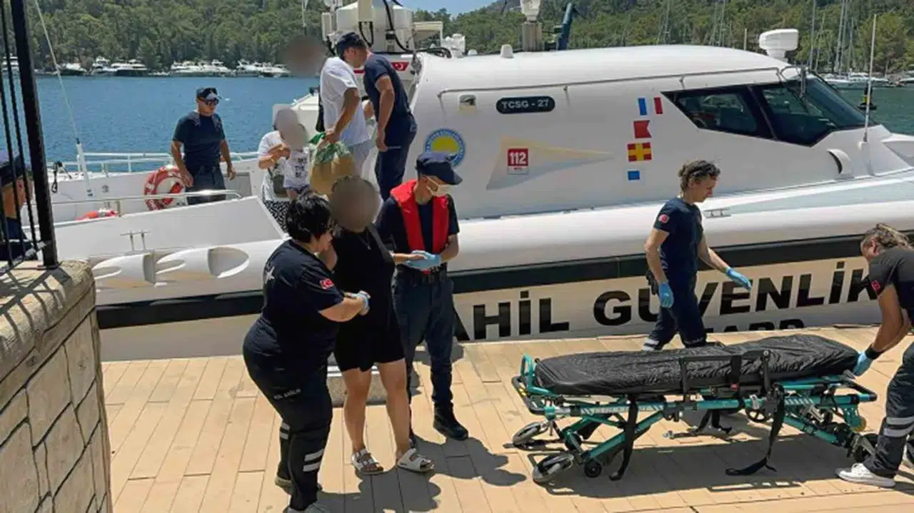 Fethiye açıklarında denizden gelen imdat çağrısı: Sahil Güvenlik zamana karşı yarıştı