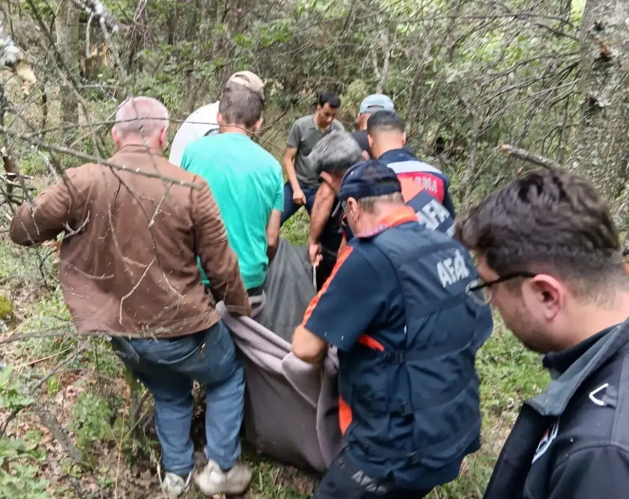 Şifalı bitki arayışı acı bitti: Sağlık çalışanı uçurumda yaşamını yitirdi