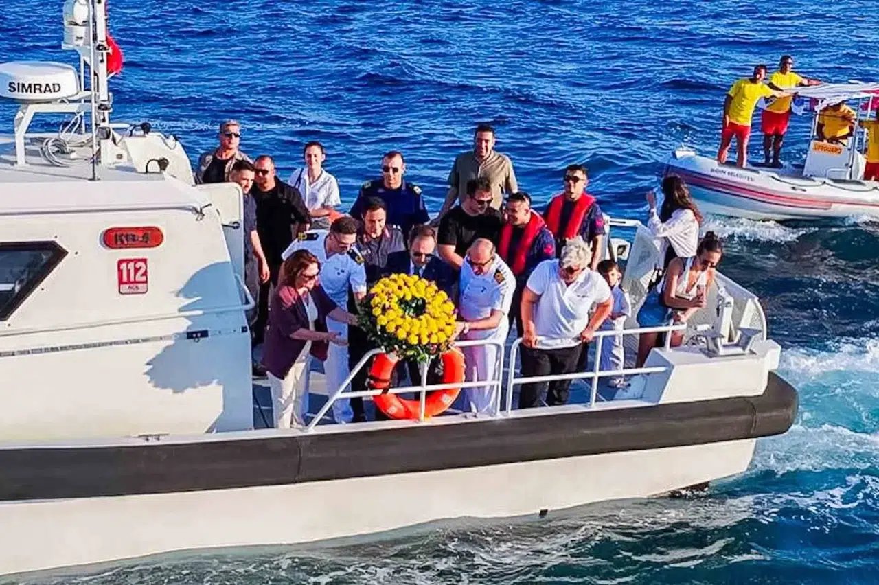 Didim’de denizlerdeki egemenliğin 100. yılı coşkuyla kutlandı
