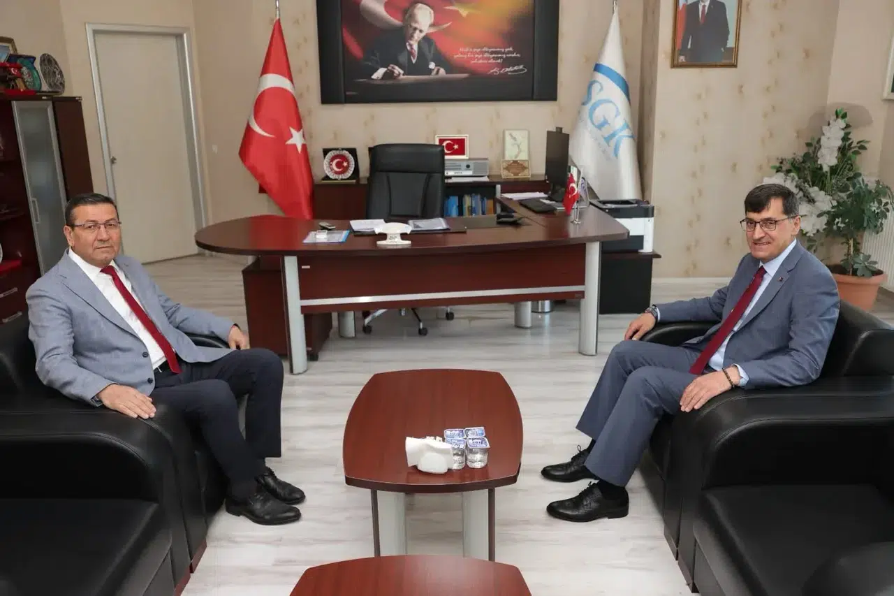 Başkan Kahveci’den SGK’ya kritik ziyaret: Hizmet kalitesi için güç birliği mesajı