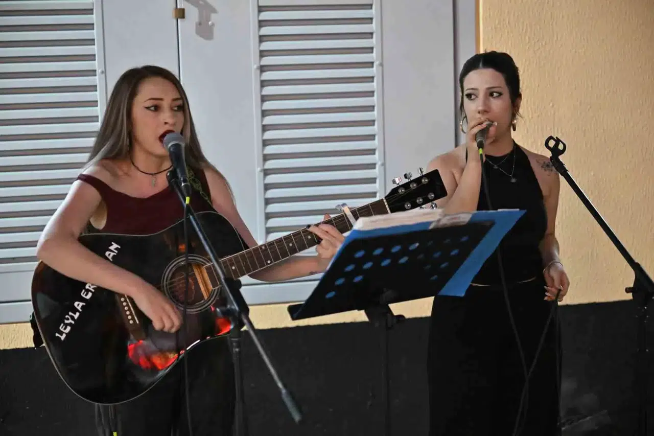 Manisa'da yaz akşamları müziğin ritmiyle şenleniyor
