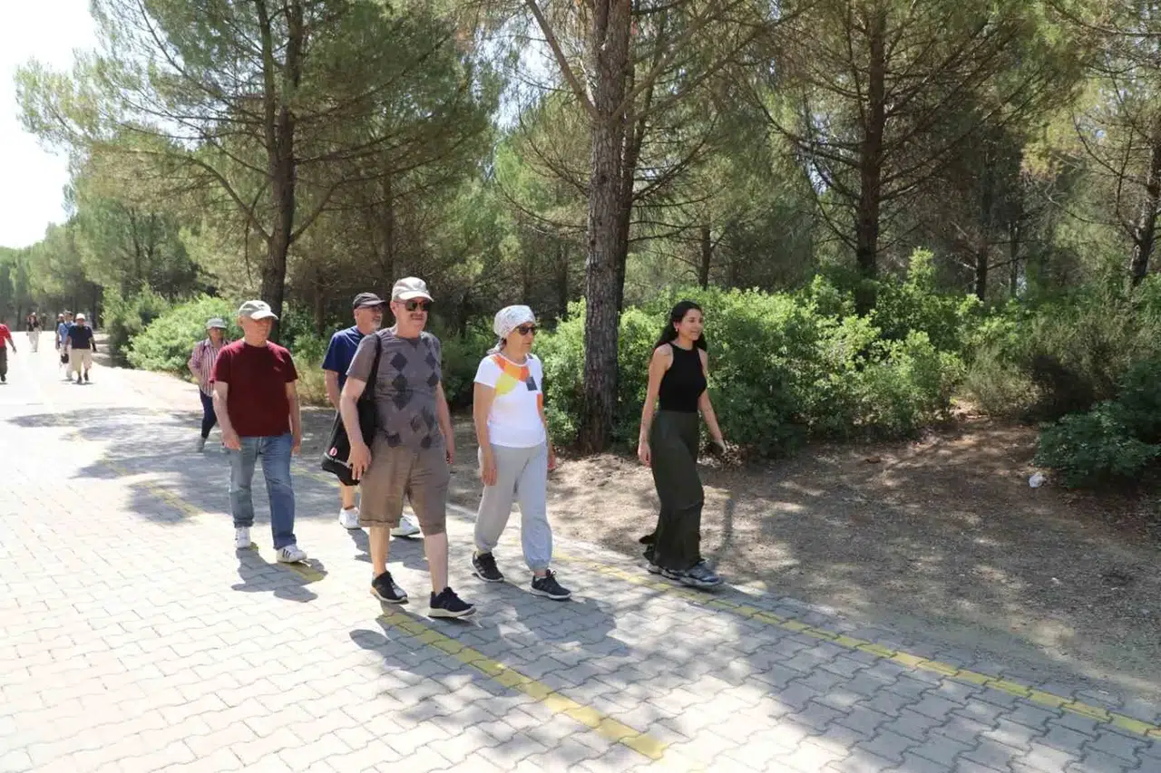 Muğla’da yaş alanlar için aktif yaşam seferberliği: Doğayla iç içe sağlık buluyorlar