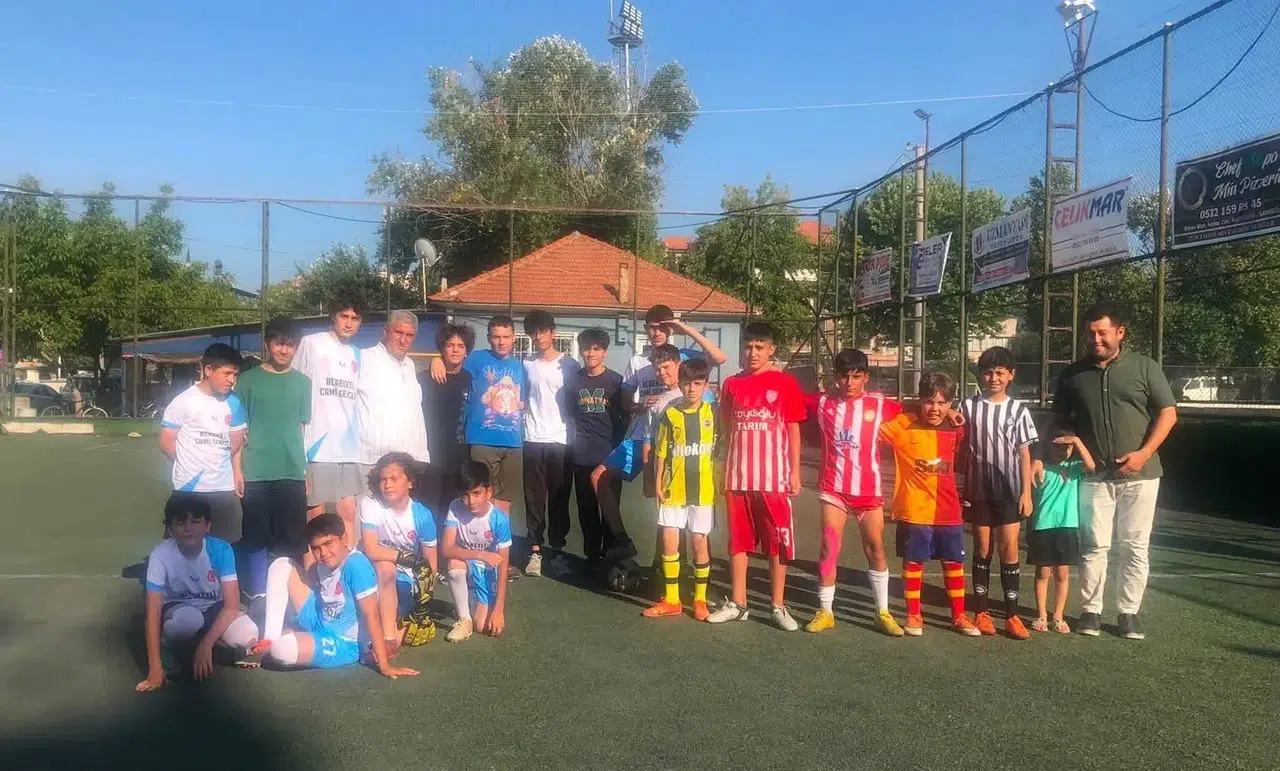 Sarıgöl'de camiler arası rekabet değil kardeşlik kazandı