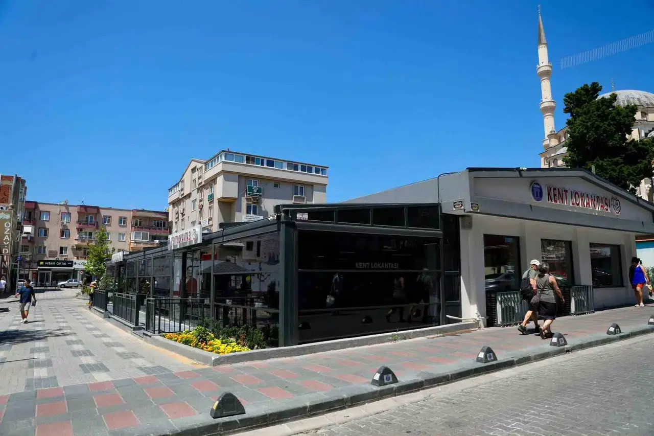 Didim’de sofralar bereketleniyor: 193 bin öğünlük dev dayanışma