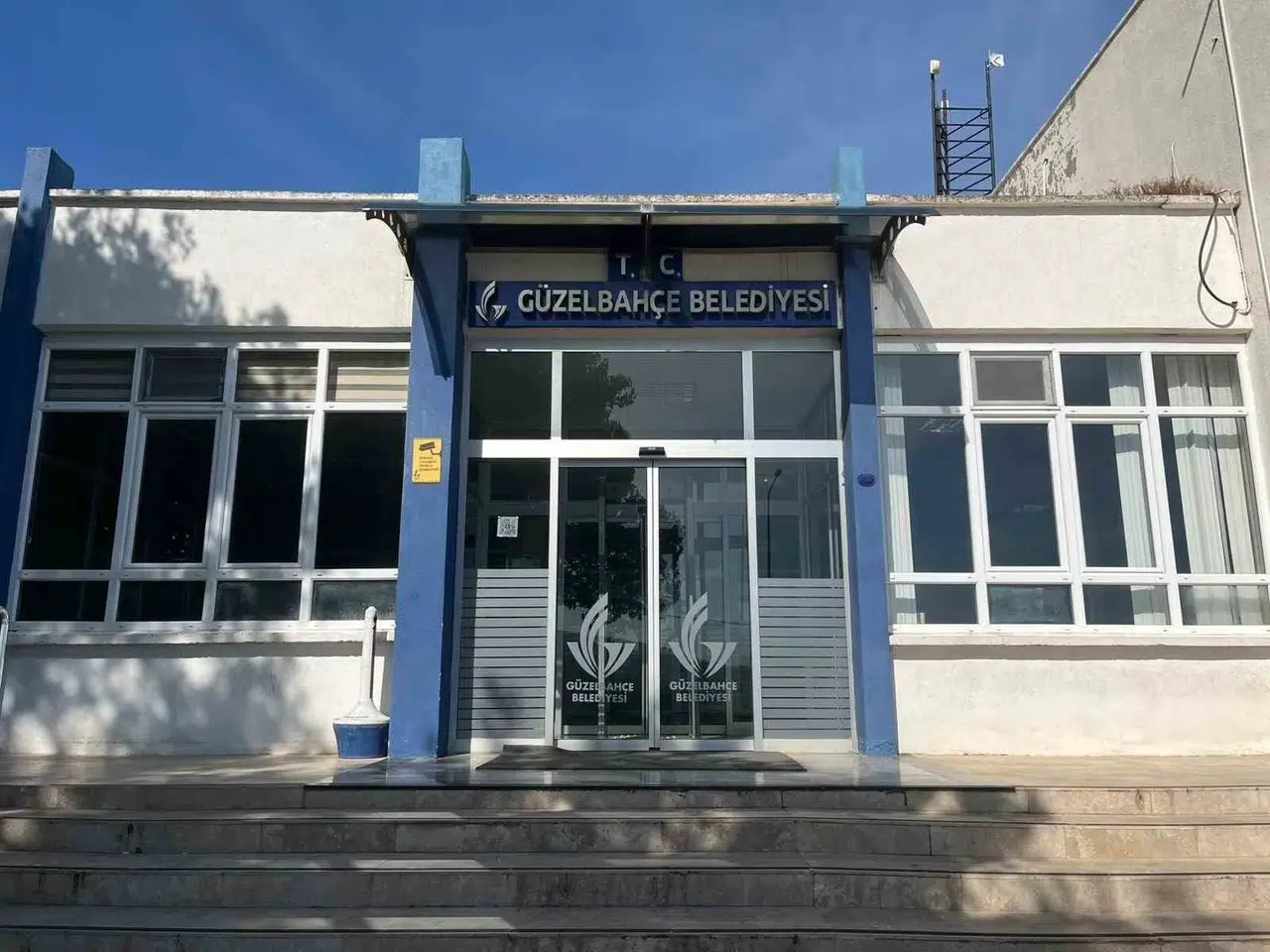 Güzelbahçe’de rüşvet soruşturmasında dikkat çeken gelişme: Başkanın yakınları serbest bırakıldı