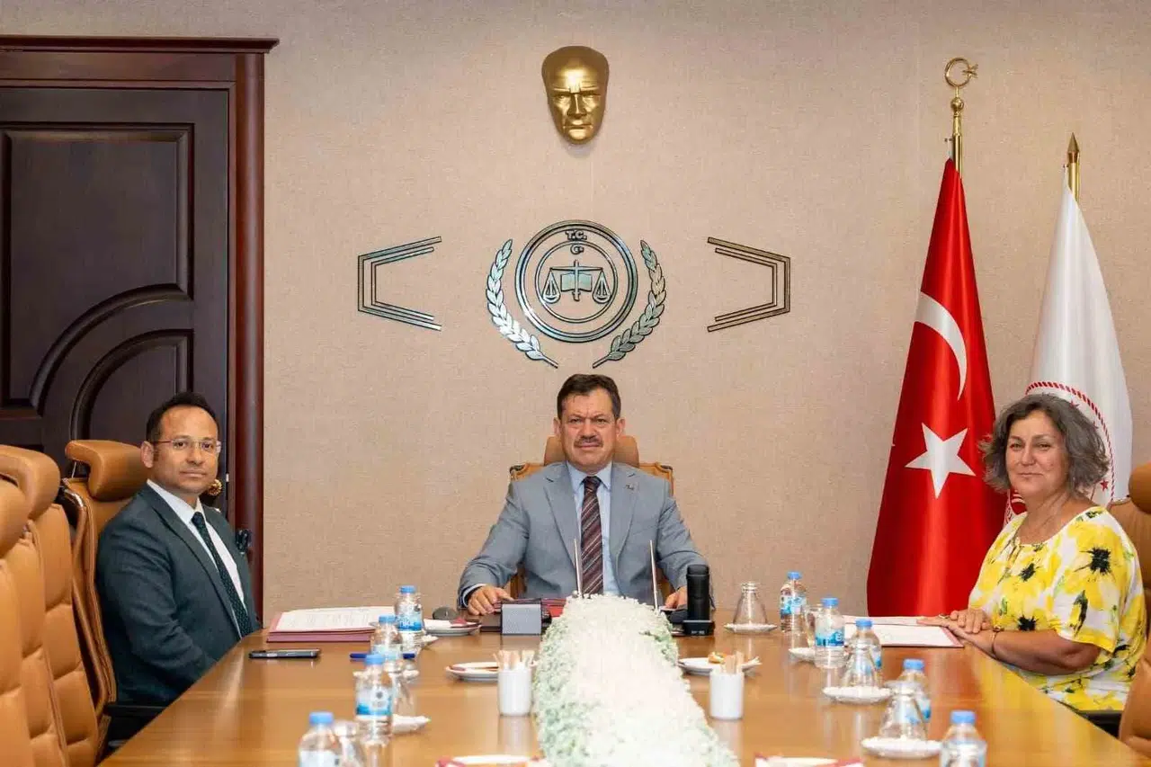 İzmir’de umut veren imza: Cezaevlerindeki kadın ve çocuklar için yeni dönem