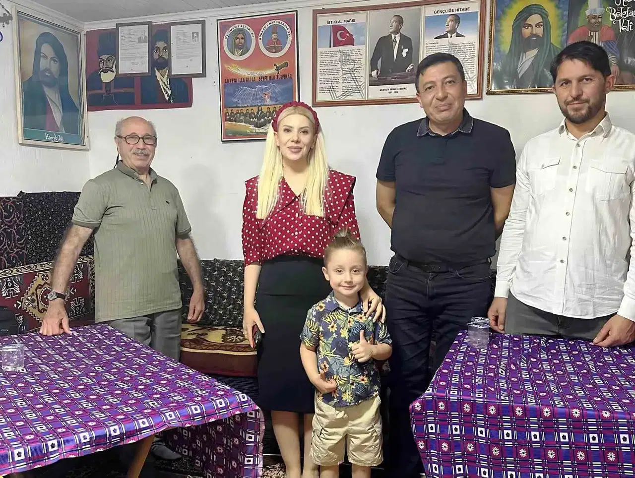 Altıntaş’ta Muharrem ayı bereketi: Kaymakam Yıldırım halkla buluştu
