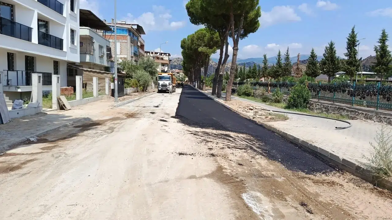 Nazilli’de hizmet atağı: Ağustos ayı şantiye alanına dönüştü