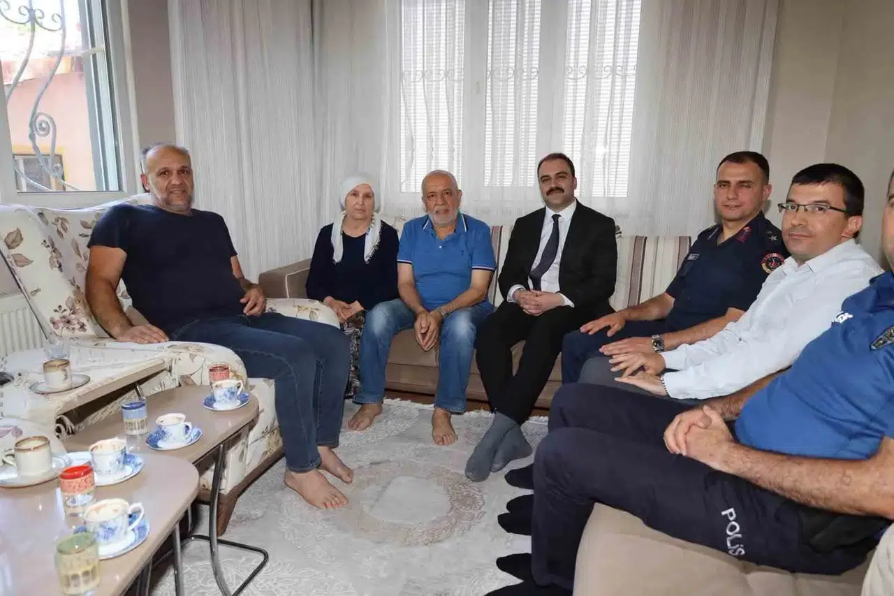 Karacasu’da vefa ziyareti: Devletin kapısı kahramanlarımıza her daim açık