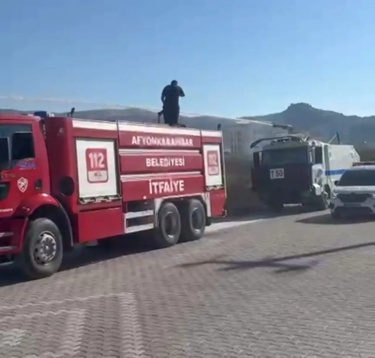 Afyonkarahisar'da alevlere karşı sıra dışı müdahale: TOMA'lar sahaya indi