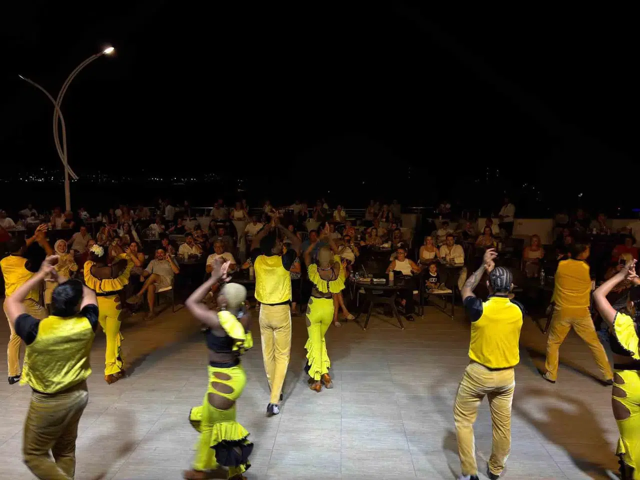 Bodrum gecelerinde ritim hiç düşmüyor: Bardakçı Koyu’nda eğlence zirve yaptı
