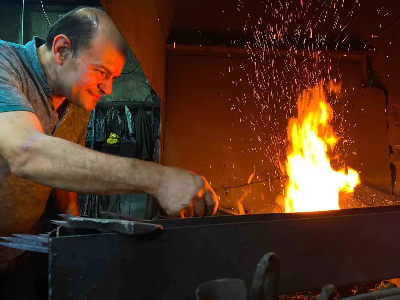 Kemeraltı’nın sönmeyen ocağı: Bir asırlık gelenek dijital dünyada hayat buluyor