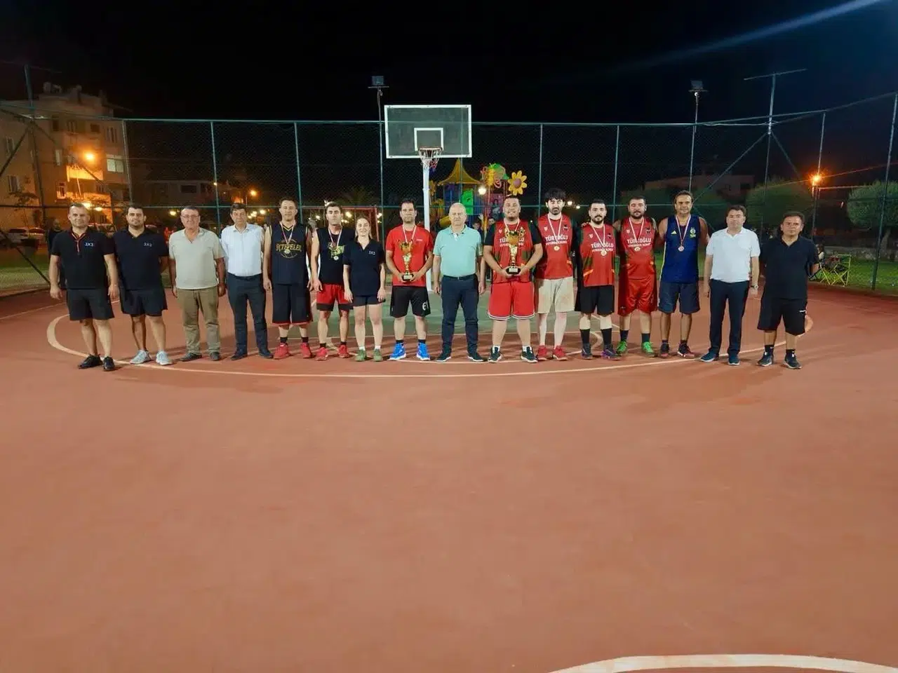 Çine’de potanın yıldızları belli oldu: Üç günlük maraton kupa töreniyle noktalandı