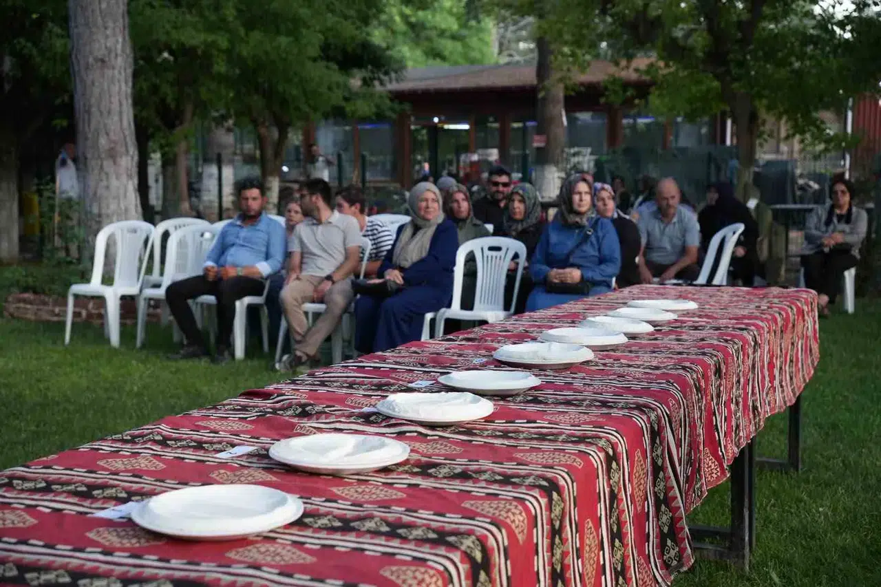 Bolvadin’de lezzet rekabeti: En iyi kaymak üreticileri belli oldu