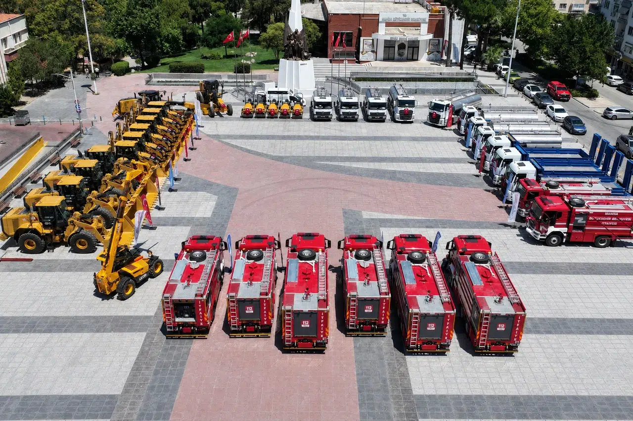 Manisa'da dev yatırım: Belediye filosuna 350 milyonluk güç takviyesi