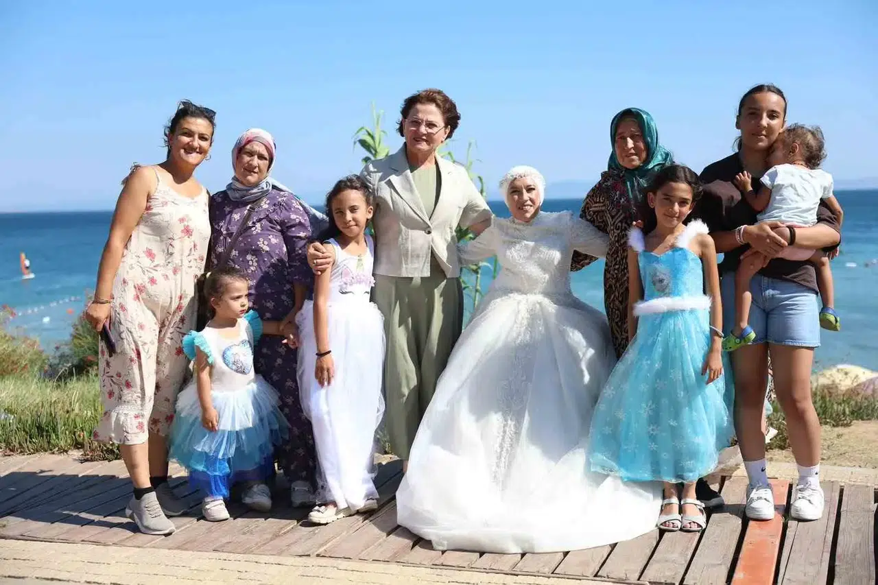 Didim'de unutulmaz anlar: Yeliz'in gelinlik hayali belediyeyle hayat buldu