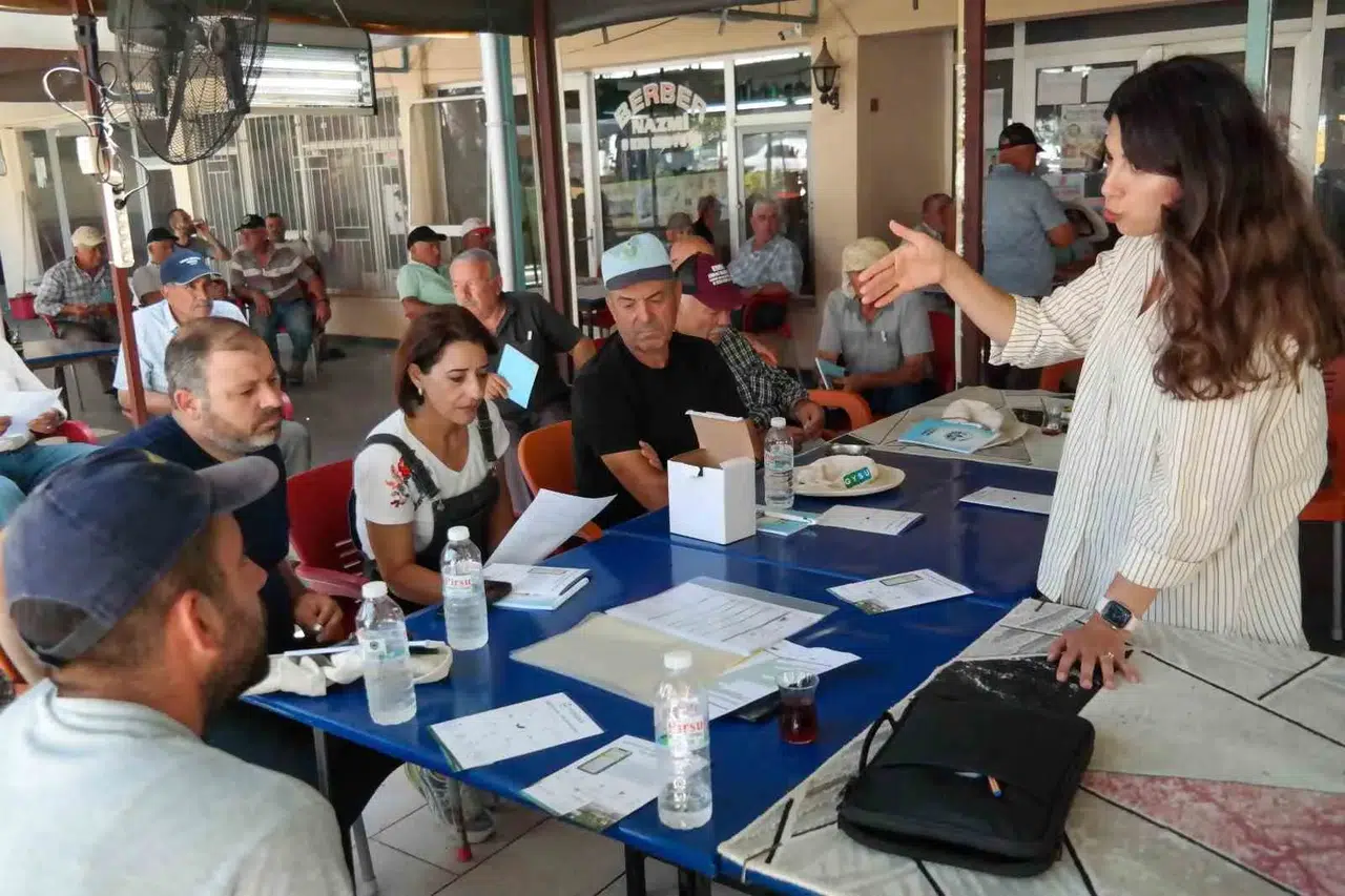 Saruhanlı’da dijital tarım dönemi: Üretici yapay zeka ile tanıştı