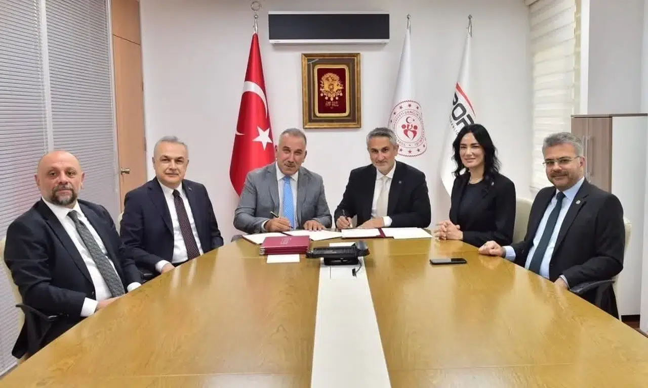 Aydın’da spor hamlesi: İlçelere yeni tesisler geliyor