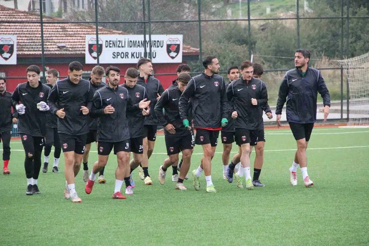 Denizli İdman Yurdu 1959’da kriz büyüyor: Futbolcular ve teknik heyet federasyon yolunda