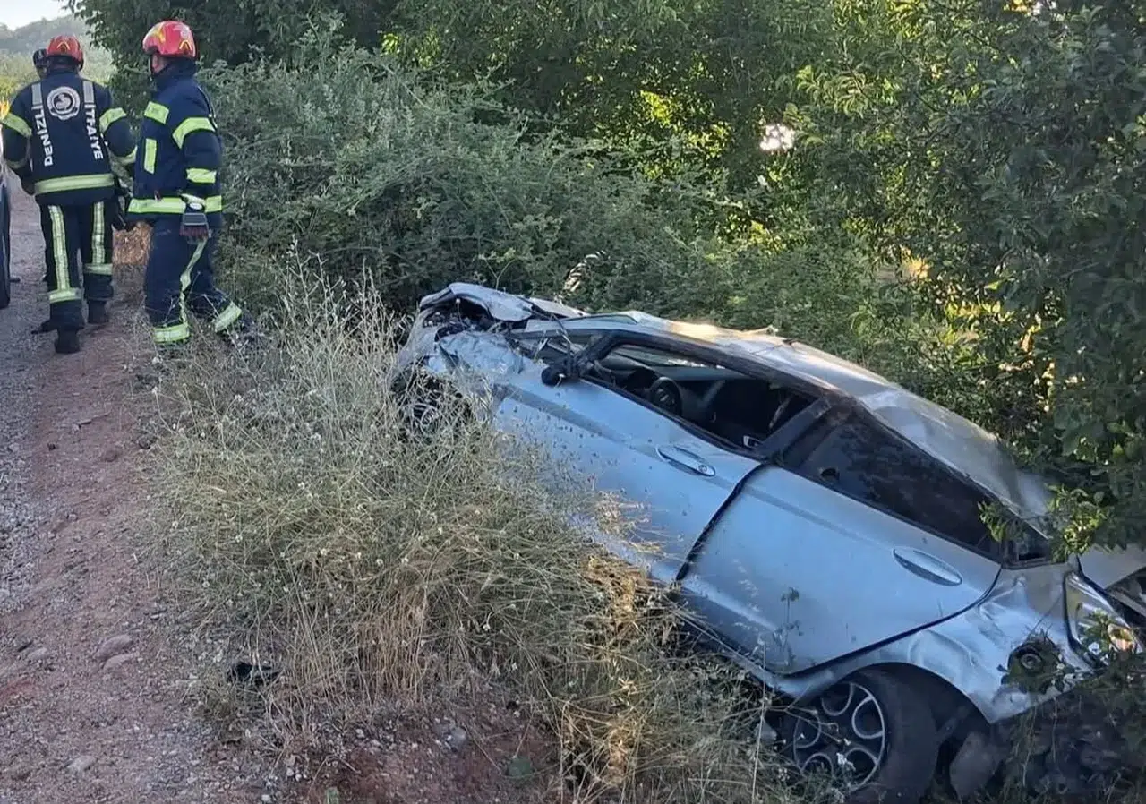 Tavas yolunda acı son: Genç sürücü yaşam mücadelesini kaybetti