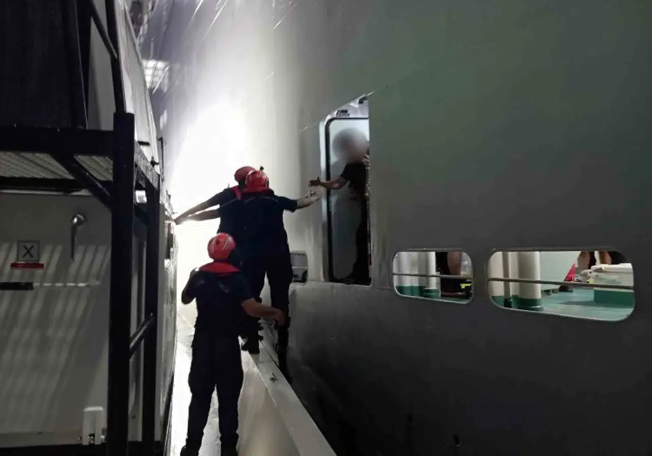 Bodrum açıklarında denizcilik kazası: Yaralı personel için zamana karşı yarış