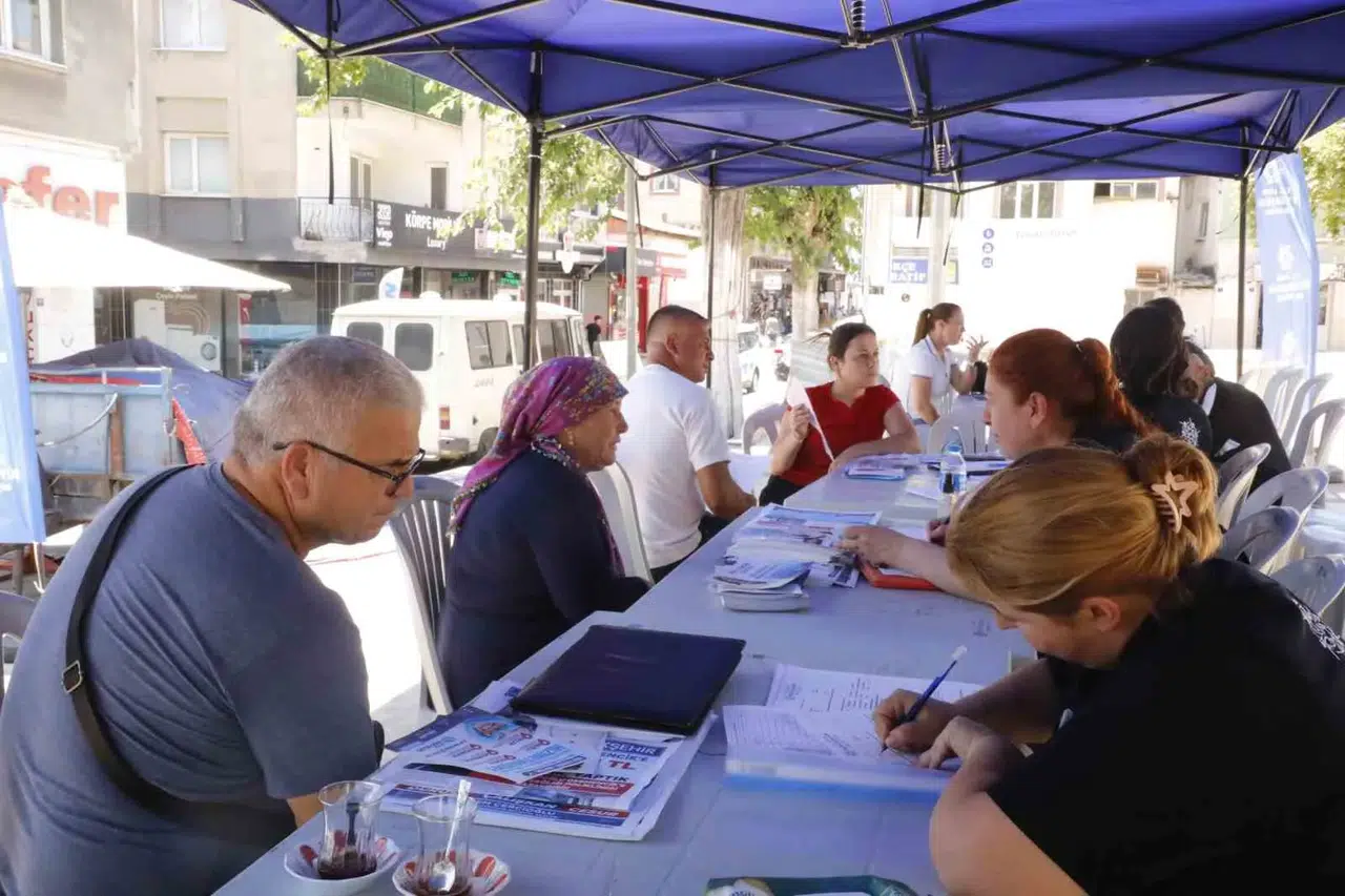 Aydın’da sağlık hizmeti kapıya geldi: Mobil klinikler kırsalda yüzleri güldürdü