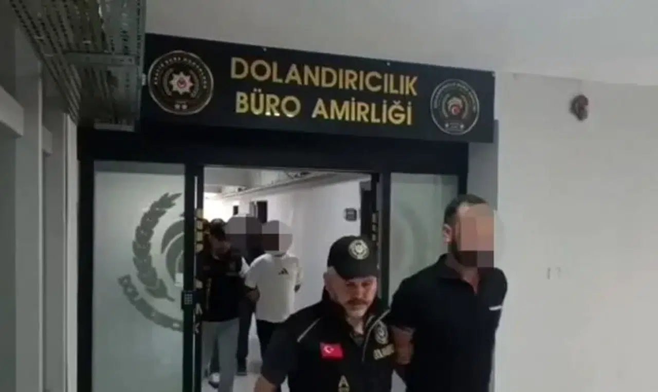 İnternetteki sahte servis tuzağına ağır darbe: 5 kişi demir parmaklıklar ardında