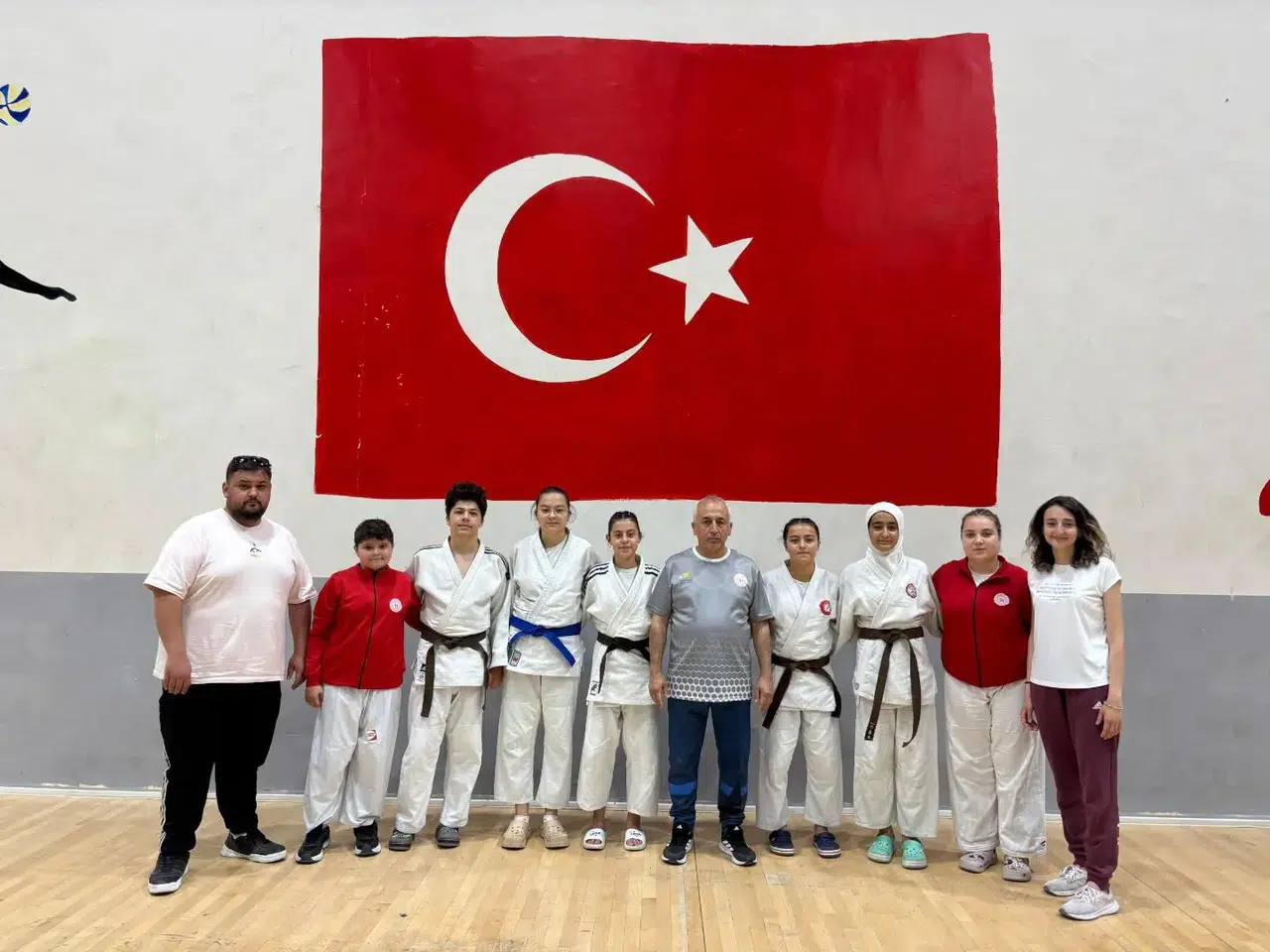 Kütahya’nın genç judocuları Uşak’ta fırtına gibi esti