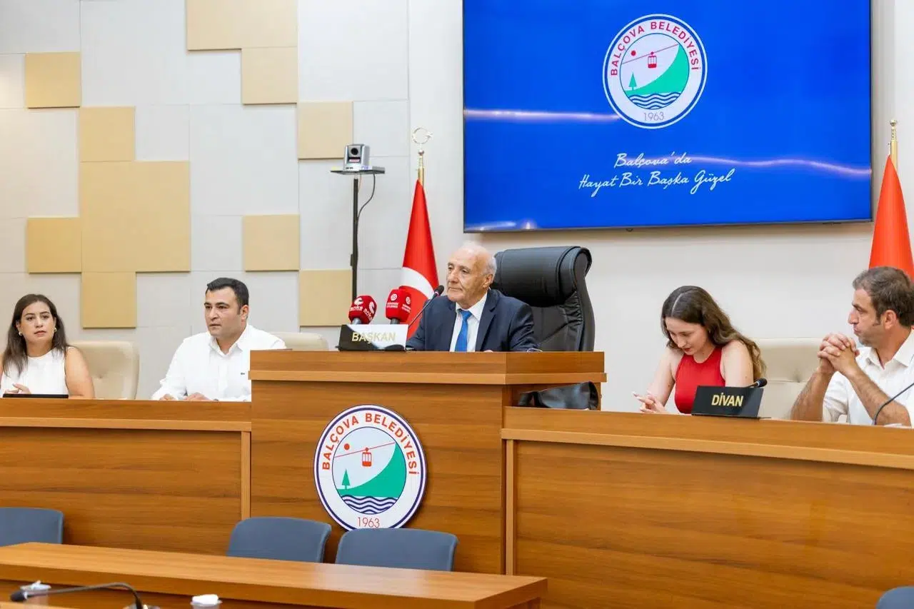 Balçova Belediye Meclisi’nde sandık kuruldu: Yeni vekil Selahattin Yıldız oldu