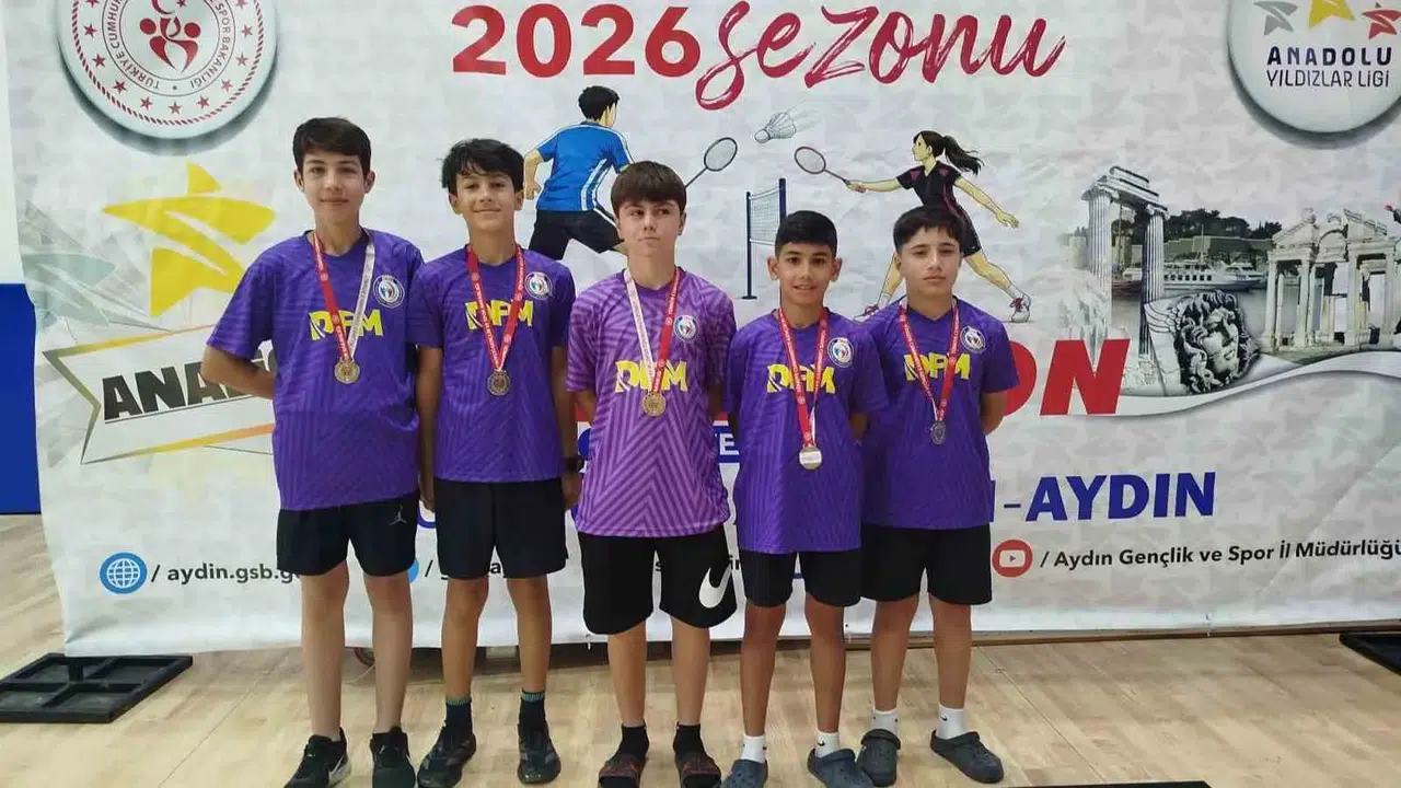 Söke'de badminton rüzgarı: Aydınlı gençler zirveye kuruldu