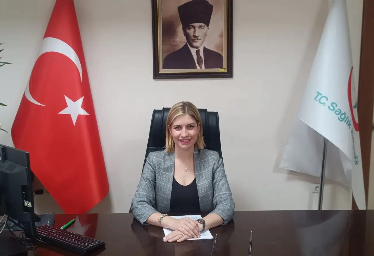 Salihli Devlet Hastanesi’nde bayrak değişimi: Yeni dönem başladı
