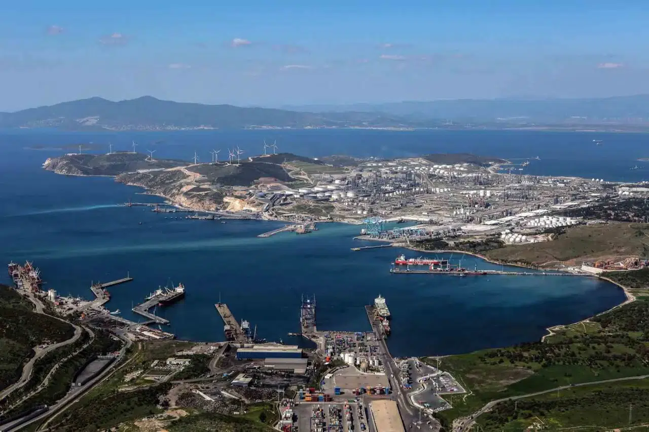 Deniz ticaretinin kalbi Aliağa’da atıyor: 2026’nın ilk yarısında zirveyi bırakmadı
